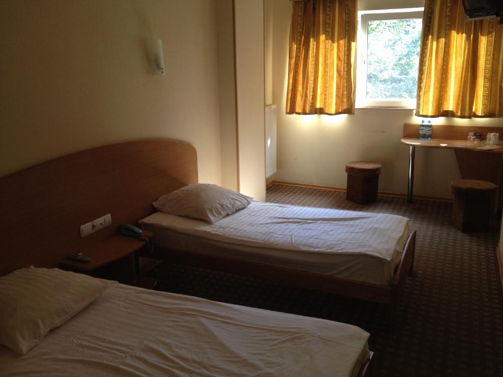 Tsentralniy Hotel Khmelʼnytsʼkyy Zimmer foto